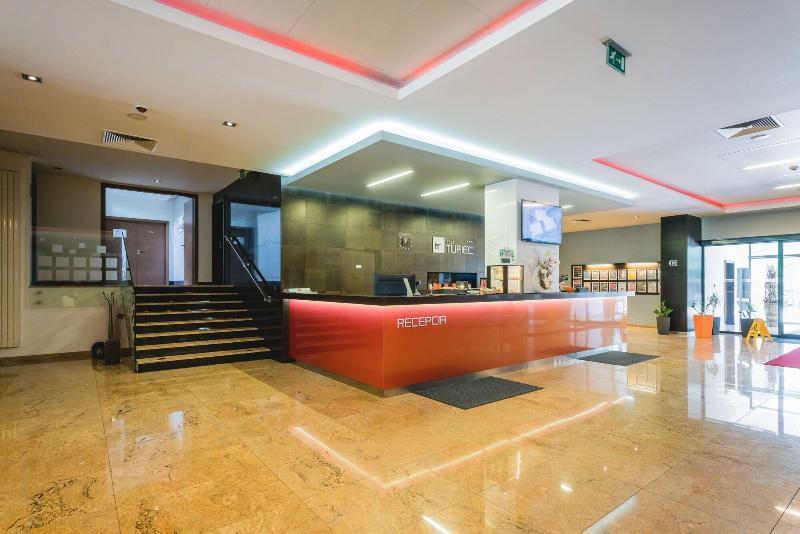 Hotel Turiec Martin Extérieur photo