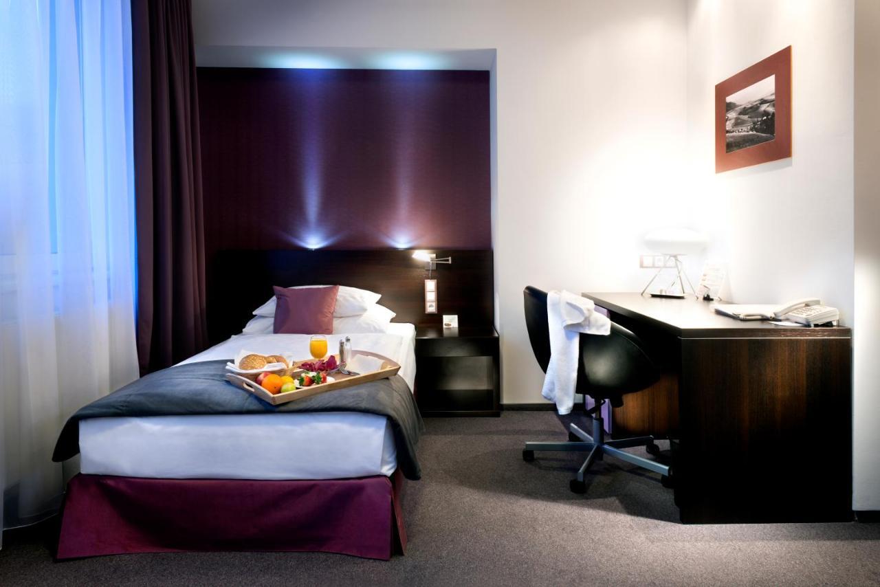 Hotel Turiec Martin Extérieur photo