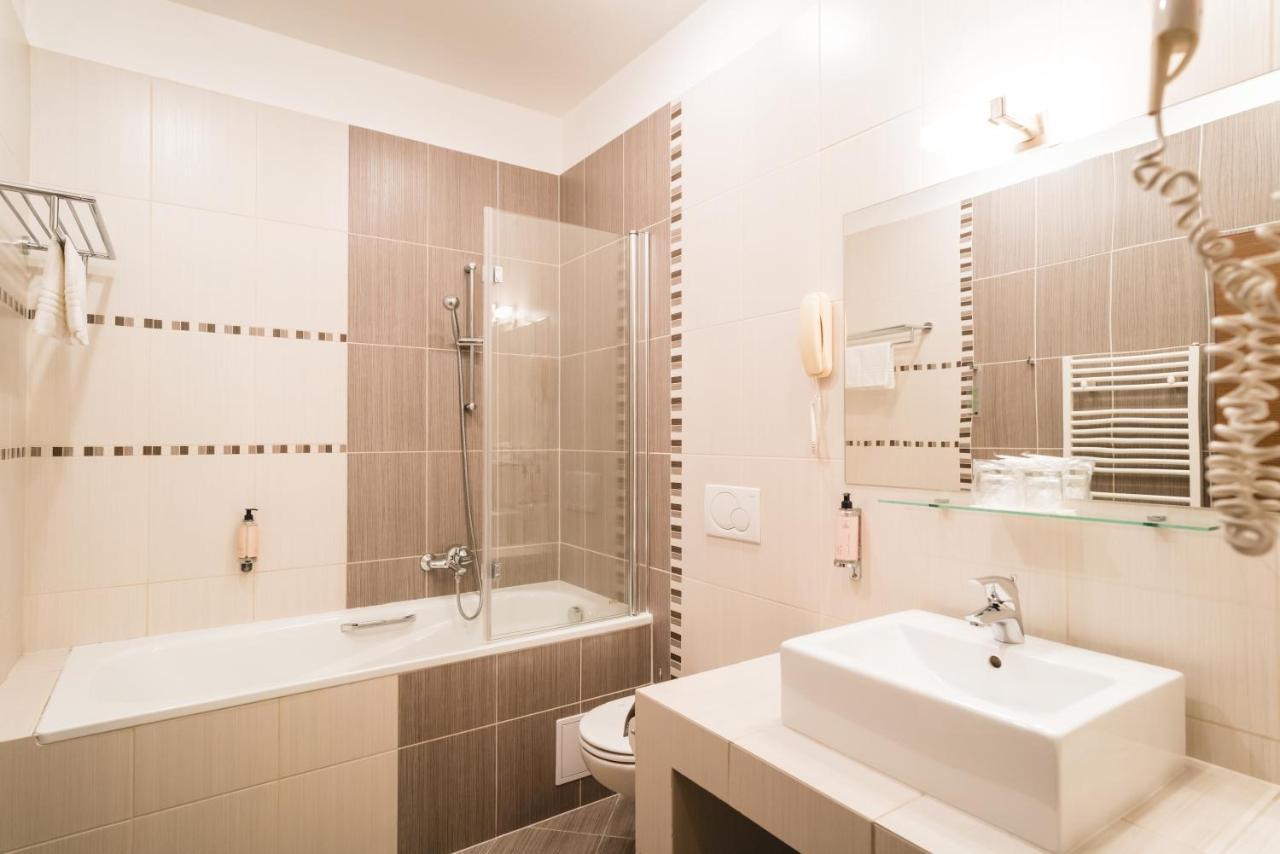 Hotel Turiec Martin Extérieur photo