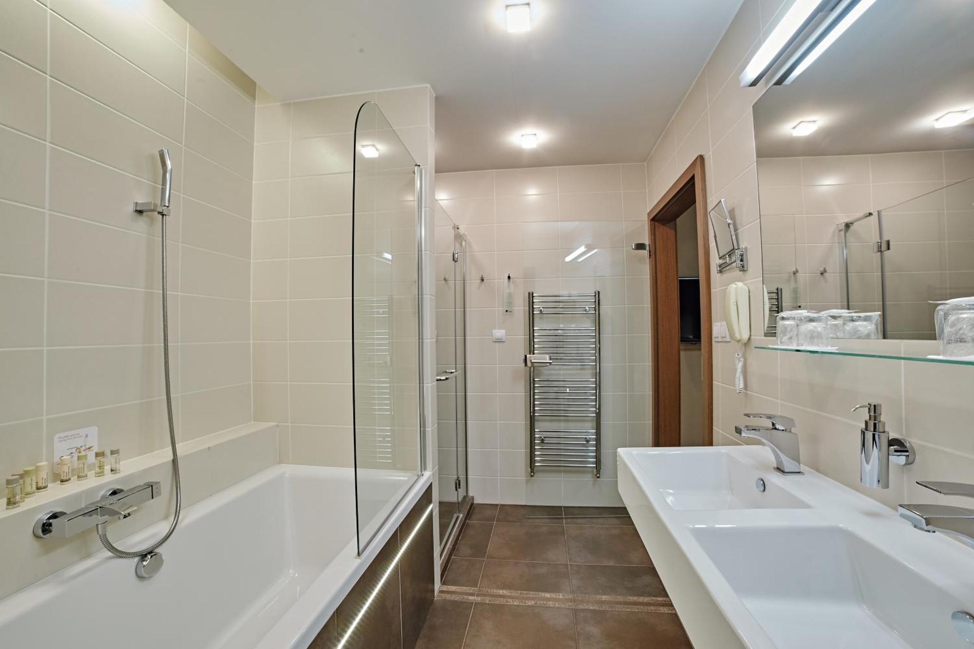 Hotel Turiec Martin Extérieur photo