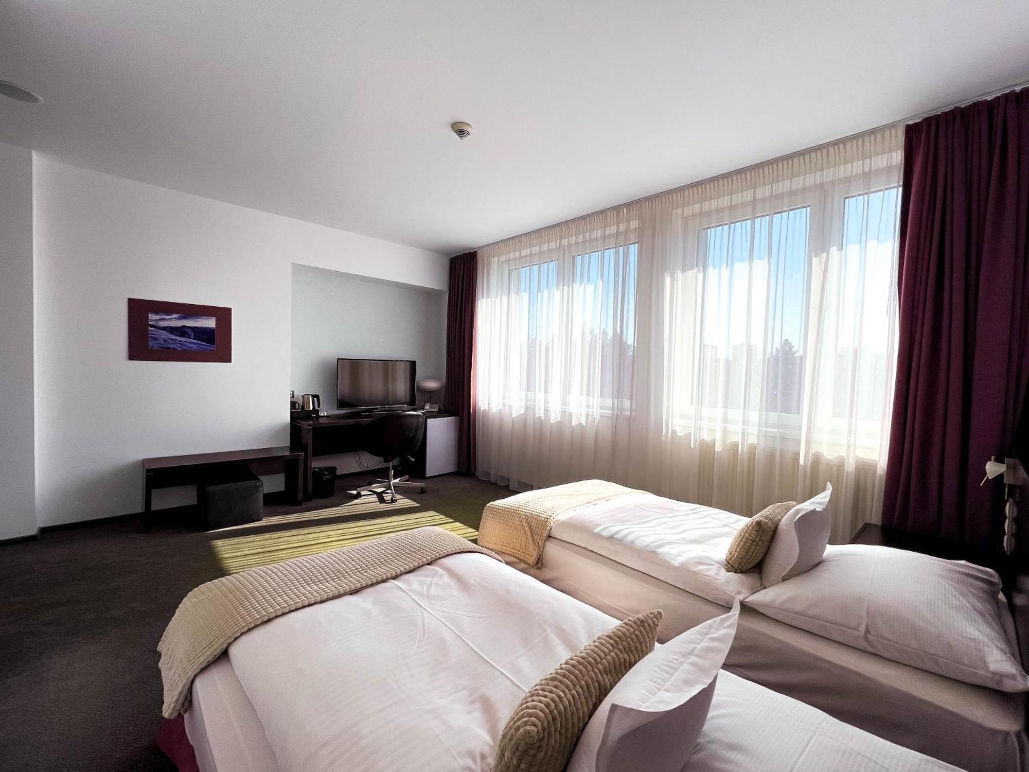 Hotel Turiec Martin Extérieur photo