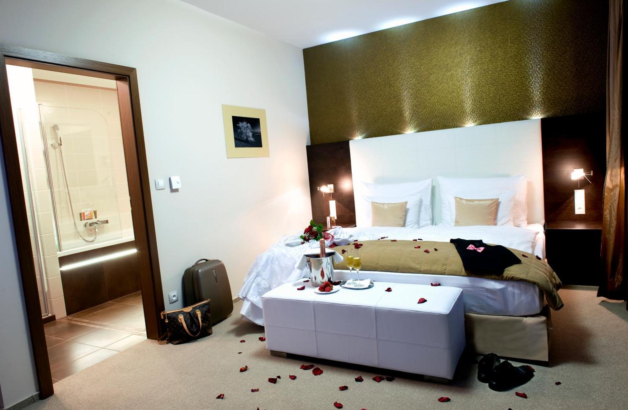 Hotel Turiec Martin Extérieur photo