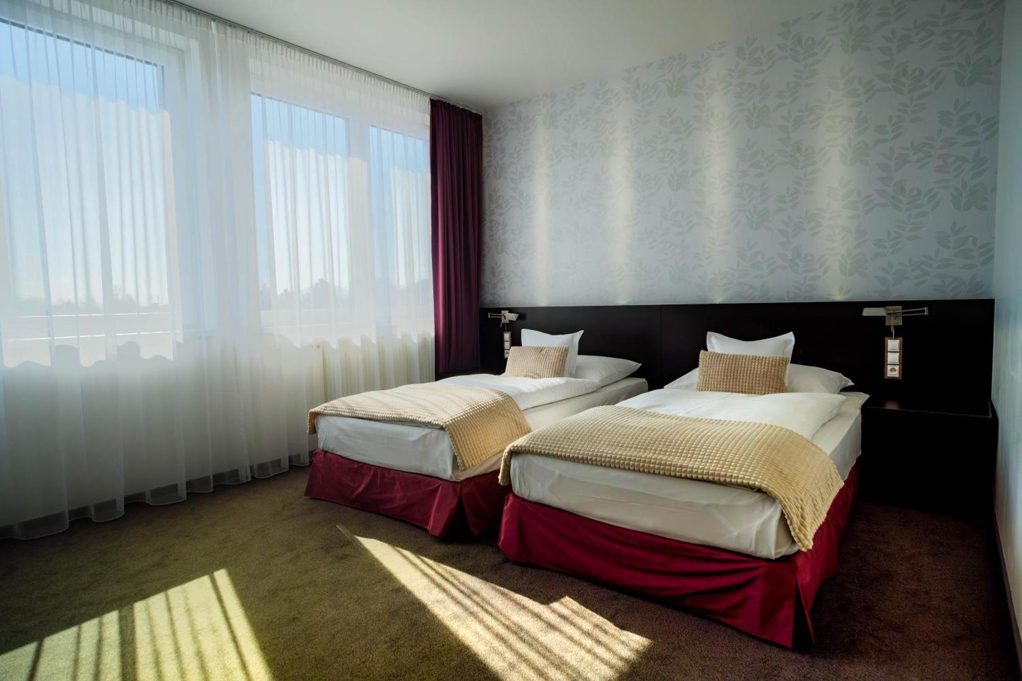 Hotel Turiec Martin Extérieur photo