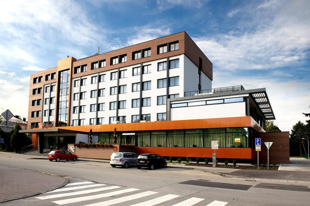 Hotel Turiec Martin Extérieur photo